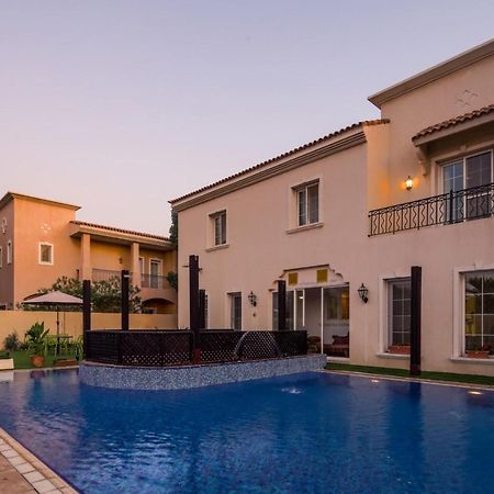 Frank Porter - Arabian Ranches Villa Dubai Buitenkant foto