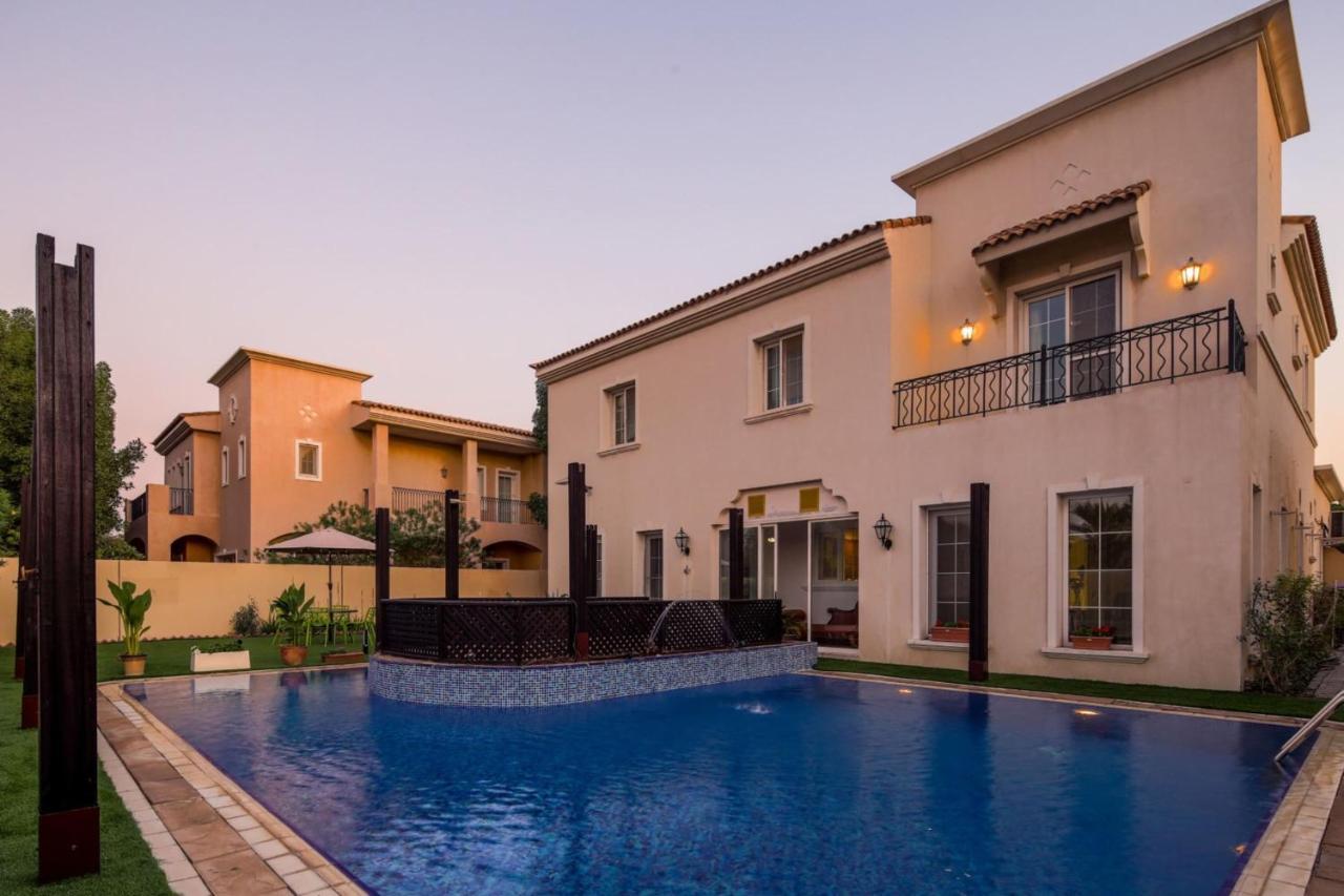 Frank Porter - Arabian Ranches Villa Dubai Buitenkant foto